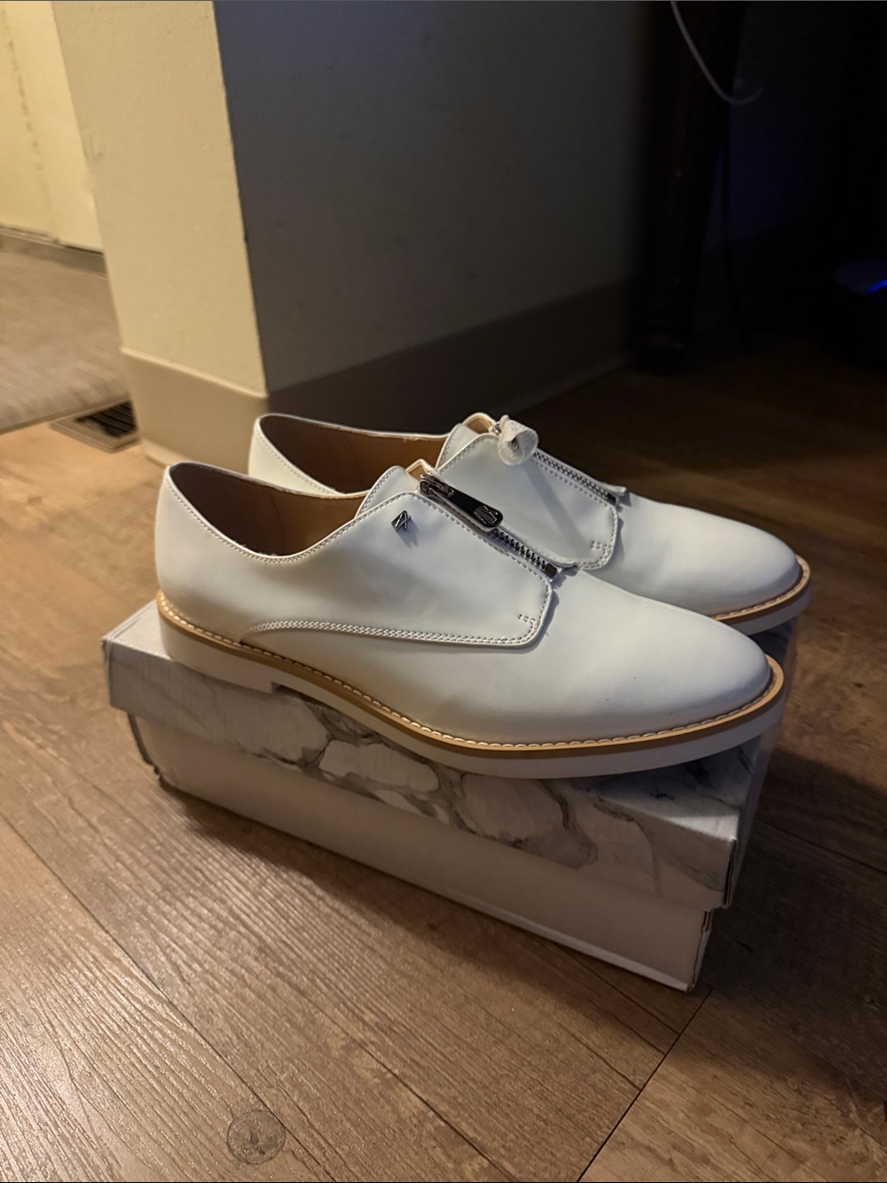Armani Exchange White Leather Derby Shoes with Tan welt